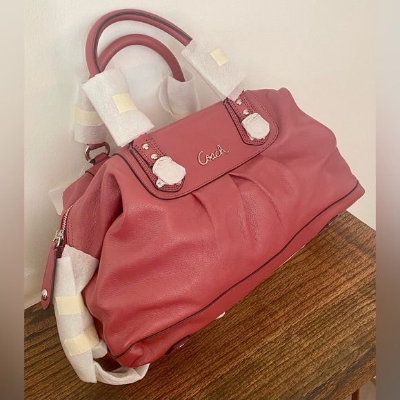 🔥 NWT Coach Ashley Leather Satchel In Ginger Beet - Picture 2 of 15